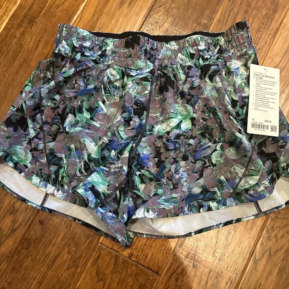 BNWT Track They MR Short 5” Lined